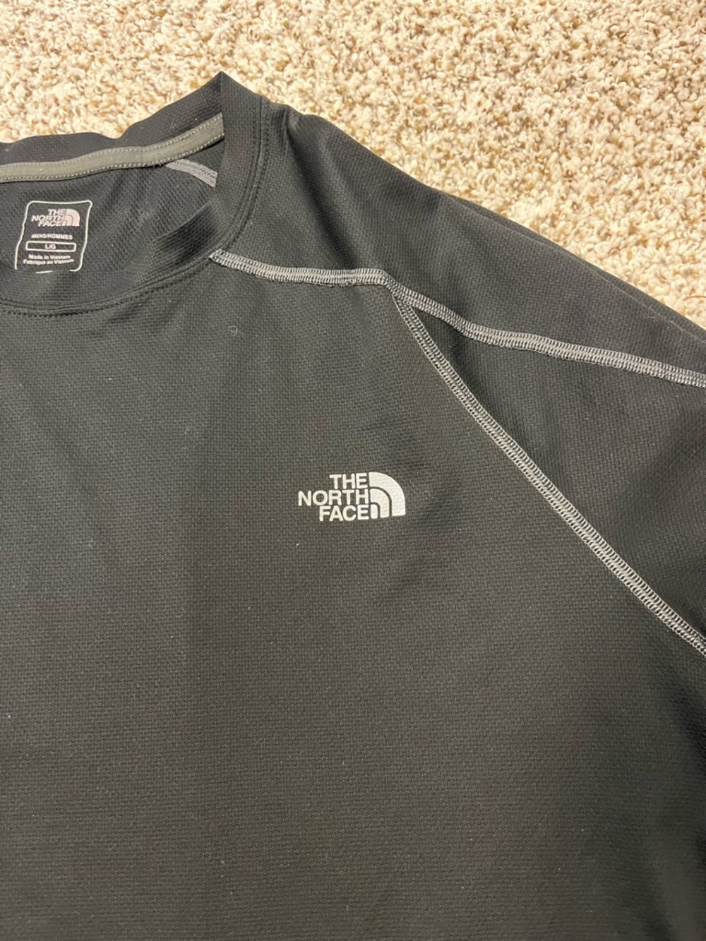 The North Face Black Long Sleeve with Reflective Logo - Picture 3 of 5